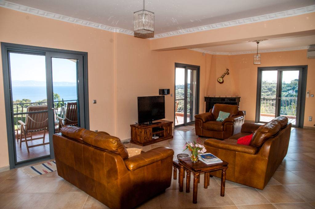 Lounge , cool and calm