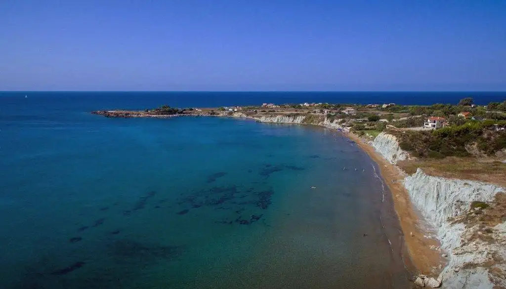 secret beaches,secret beaches of kefalonia,Dafoundi Beach,Kato Lagadi,Fteri Beach,Platio Ammos,Mania,kimilia beach,Hidden beaches of Kefalonia,kefalonia villa,Best secret beaches Kefalonia,Kefalonia hidden gems,Secluded beaches Greece,Amari Villa Kefalonia,Luxury villa Kefalonia